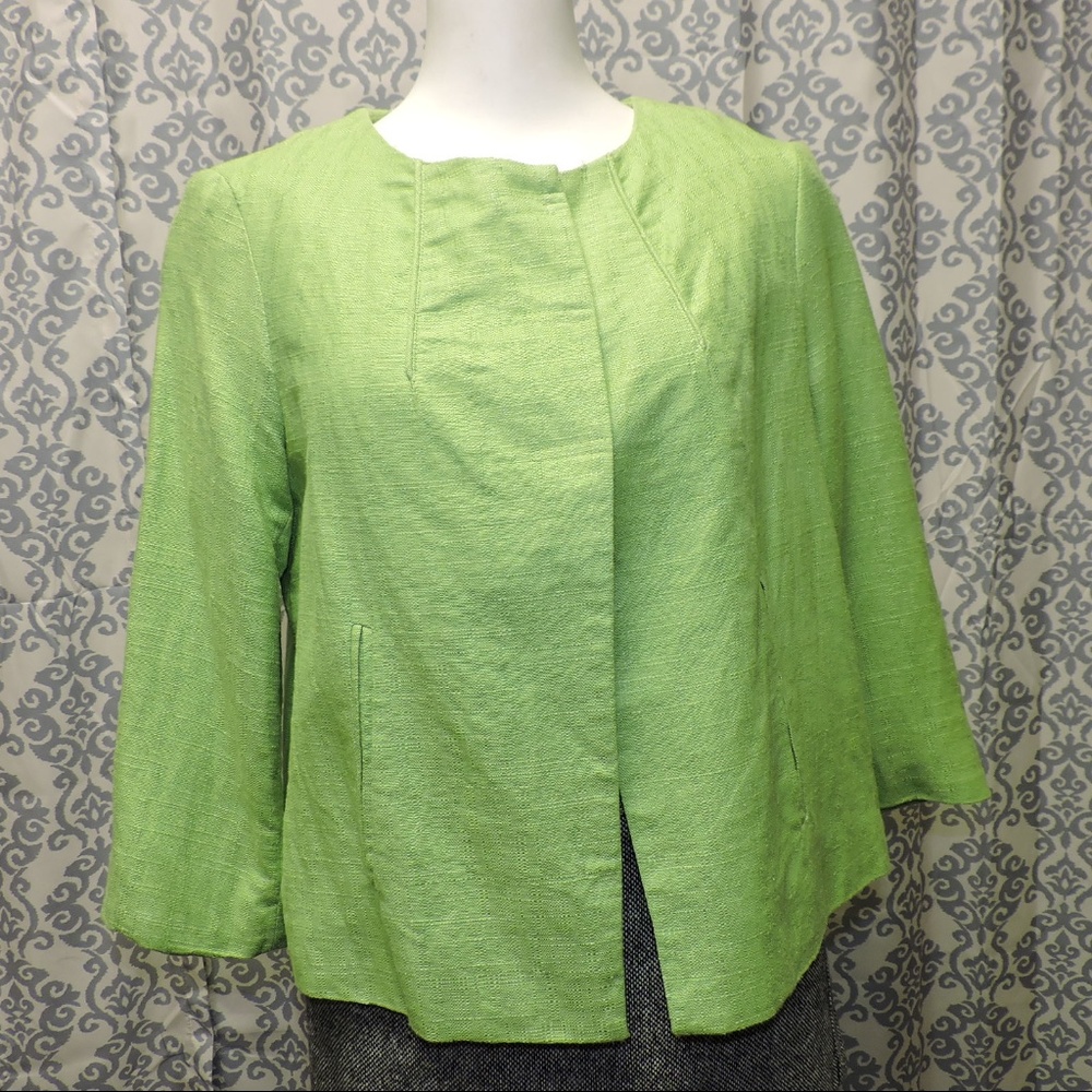 Kim Rogers green jacket